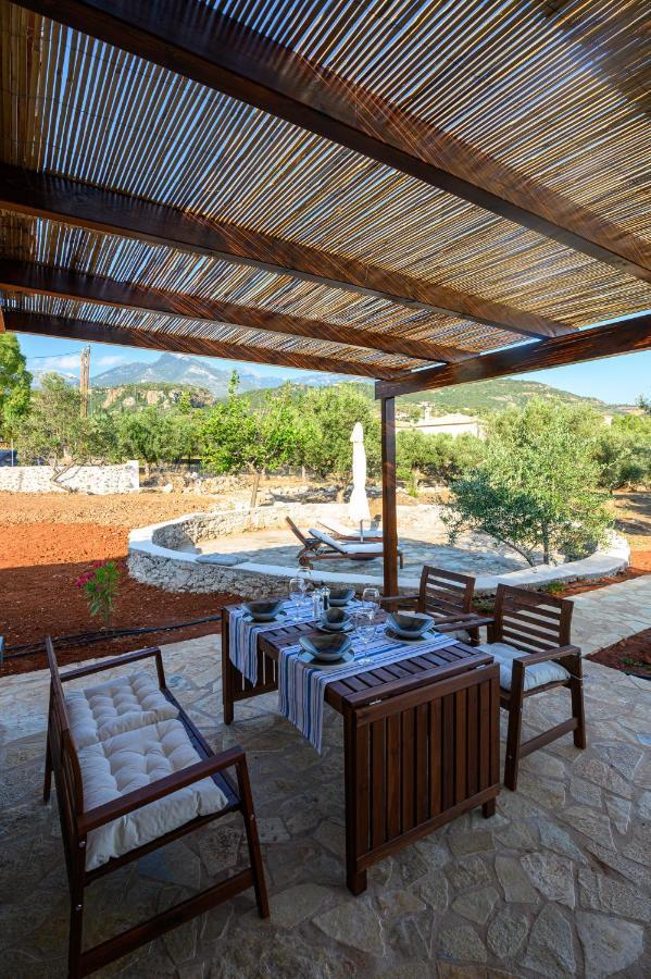 Villa Aloni Ekies à Kardamyli Extérieur photo