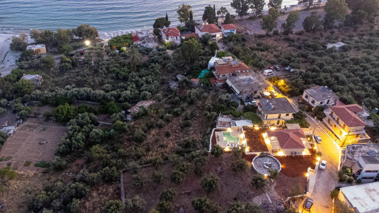 Villa Aloni Ekies à Kardamyli Extérieur photo
